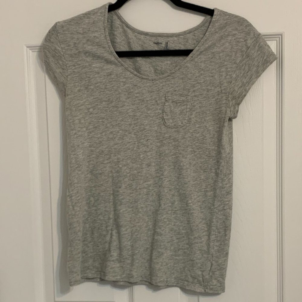 Grey Gap T-Shirt